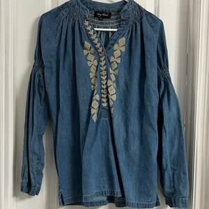NWOT Young Threads Denim Embroidered Women's Top Size Medium